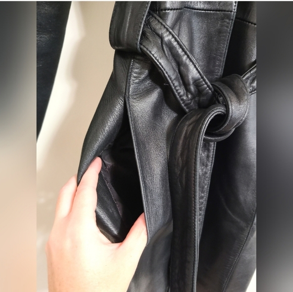 Women's Black Leather Jacket - Picture 6 of 10